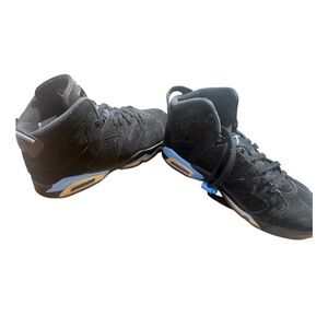 Jordan Kids Black and Blue Sneakers